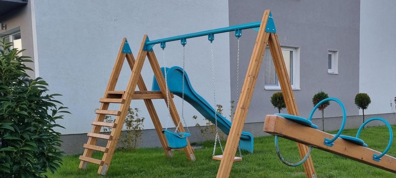 Ap Modern 1 Appartamento Braşov